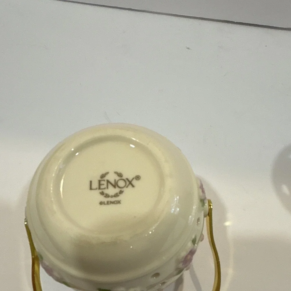 Lenox Floral Ceramic Basket Bowl w/ Gold Tone Handle, Pink Trim, Heart Cutouts